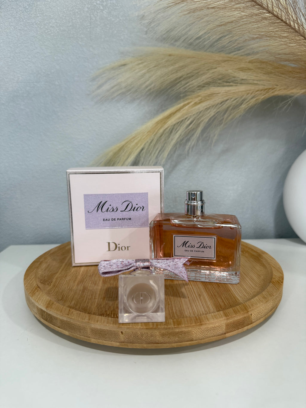MISS DIOR